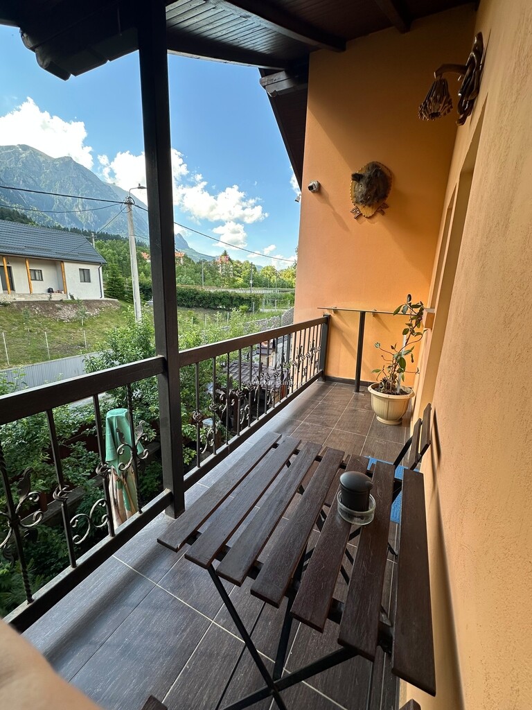 Vila Piatra Arsă