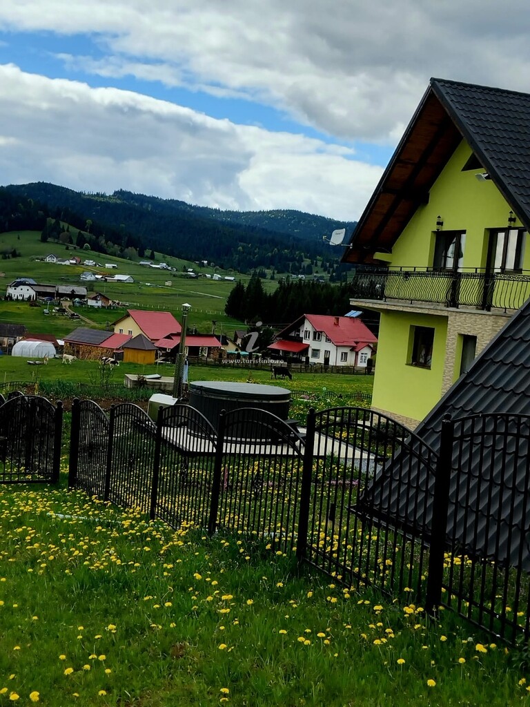Casa Coșnencuța din Bucovina