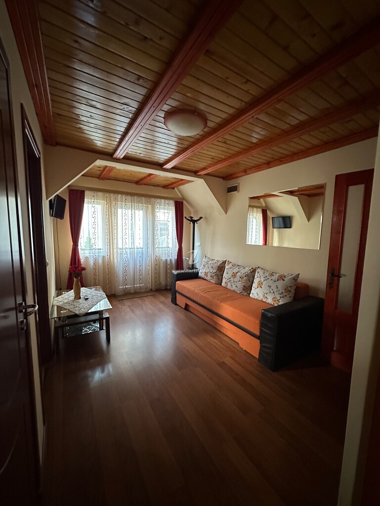 Vila Piatra Arsă