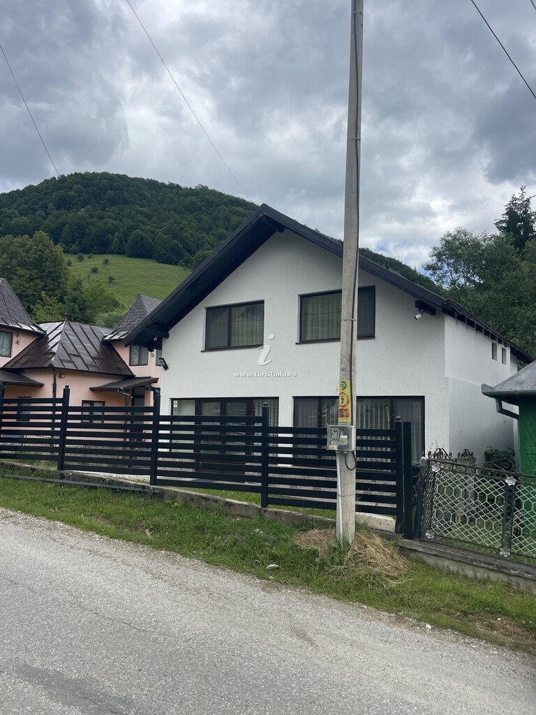 Casa de vacanță Briza Craiului