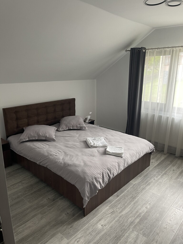 Casa de vacanță Briza Craiului
