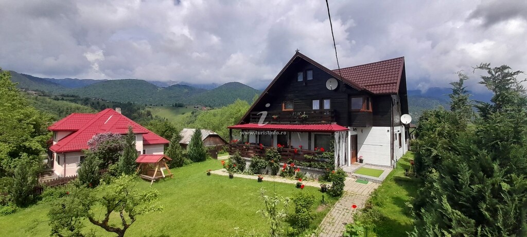 Pensiunea Daneluța