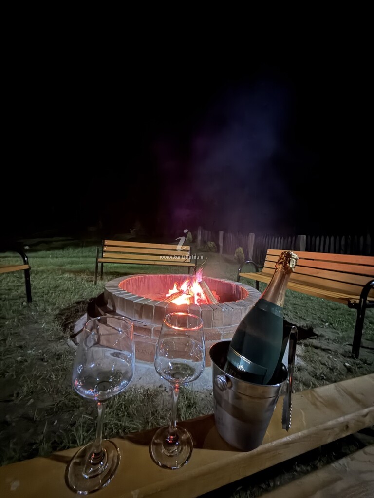 Cabana din Valea Streiului