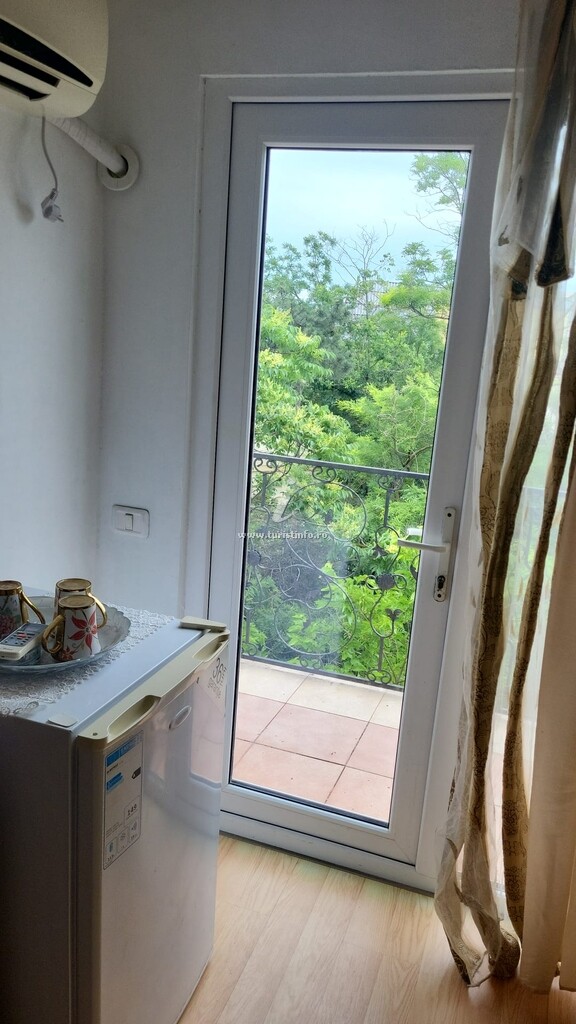 Camere de închiriat Denisa