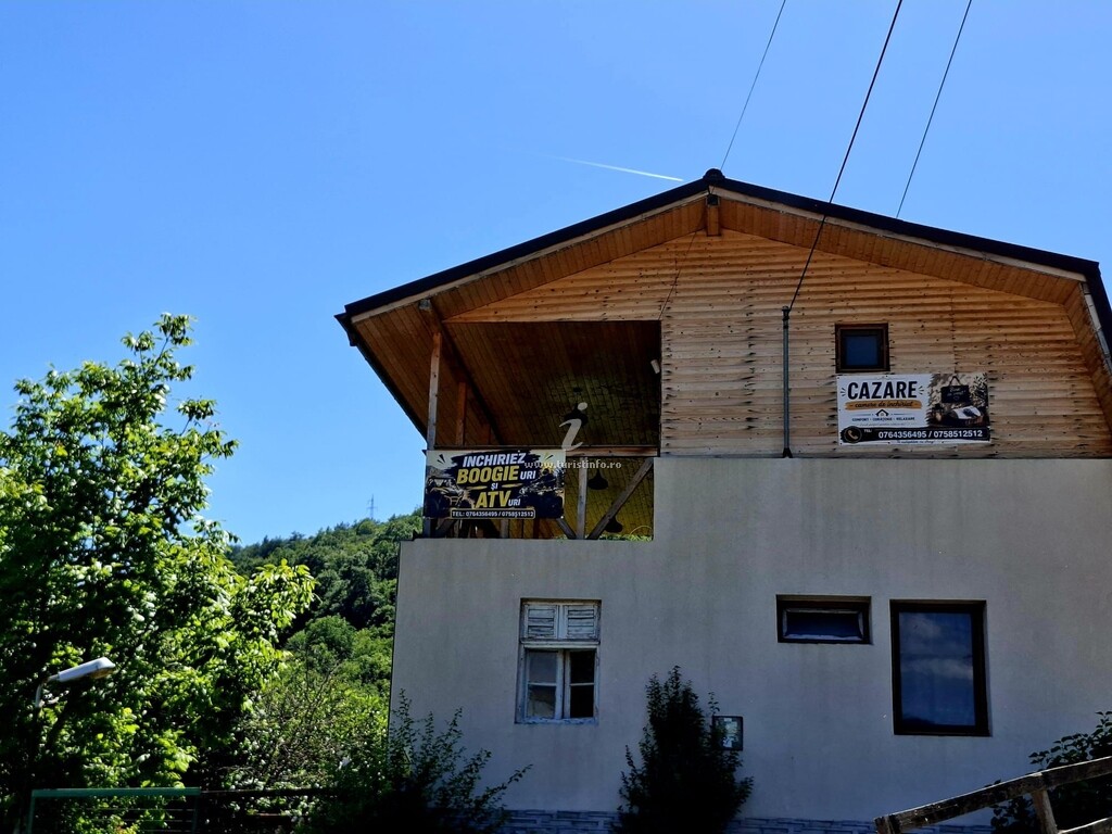 Casa Alvaro