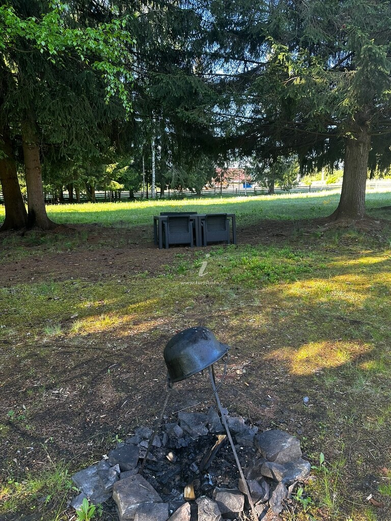 Camere de închiriat Casa cu Cerdac