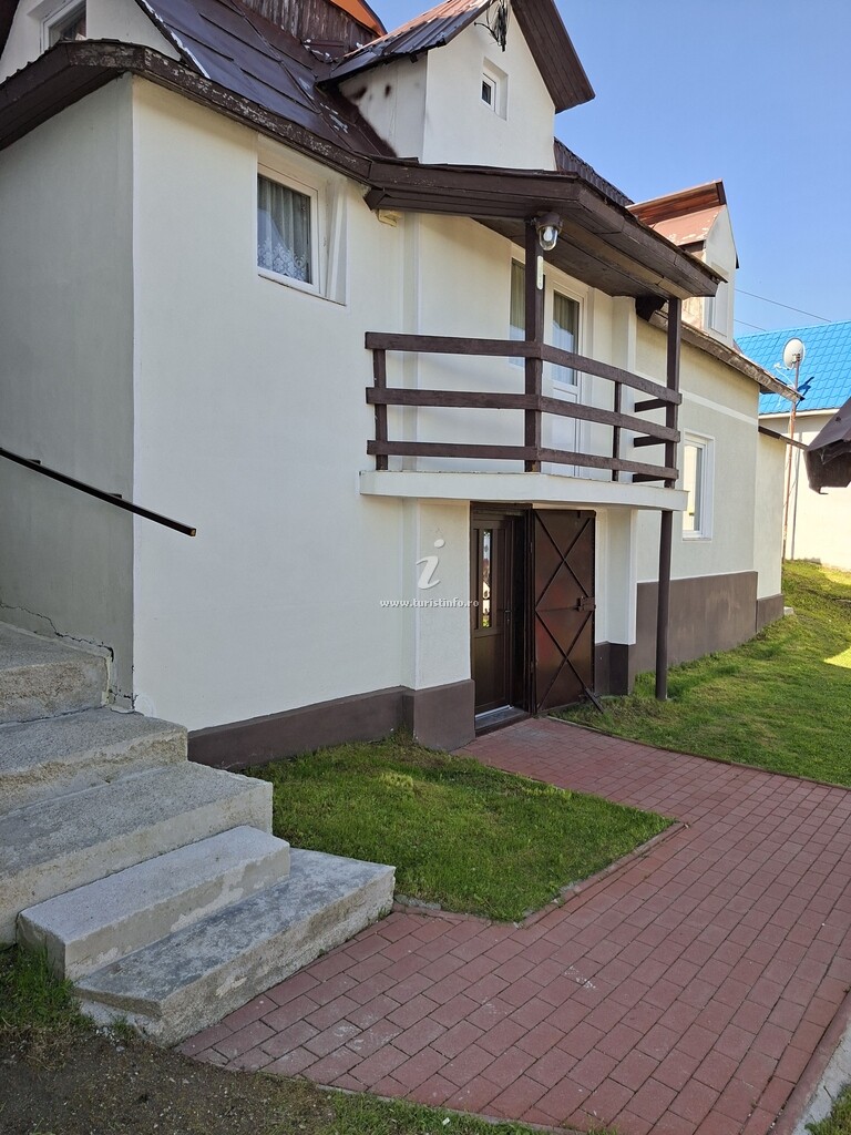 Casa de vacanță la Emil