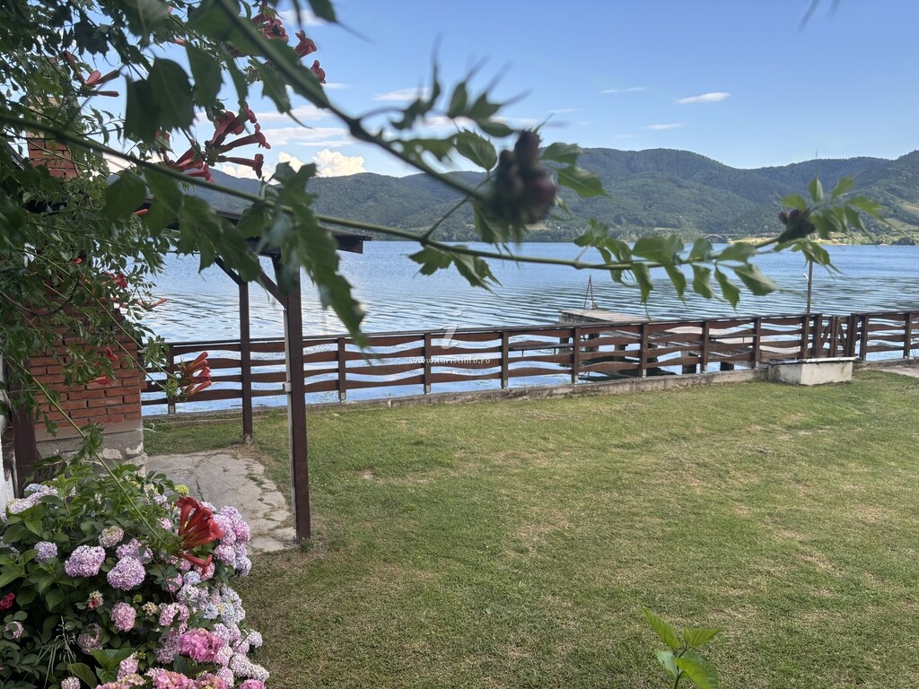 Casa de vacanță Mala