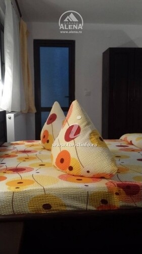 Camere de închiriat Alena