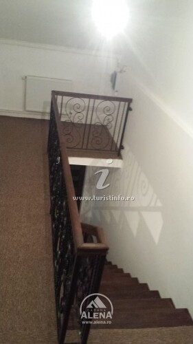 Camere de închiriat Alena