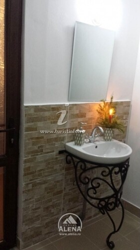Camere de închiriat Alena