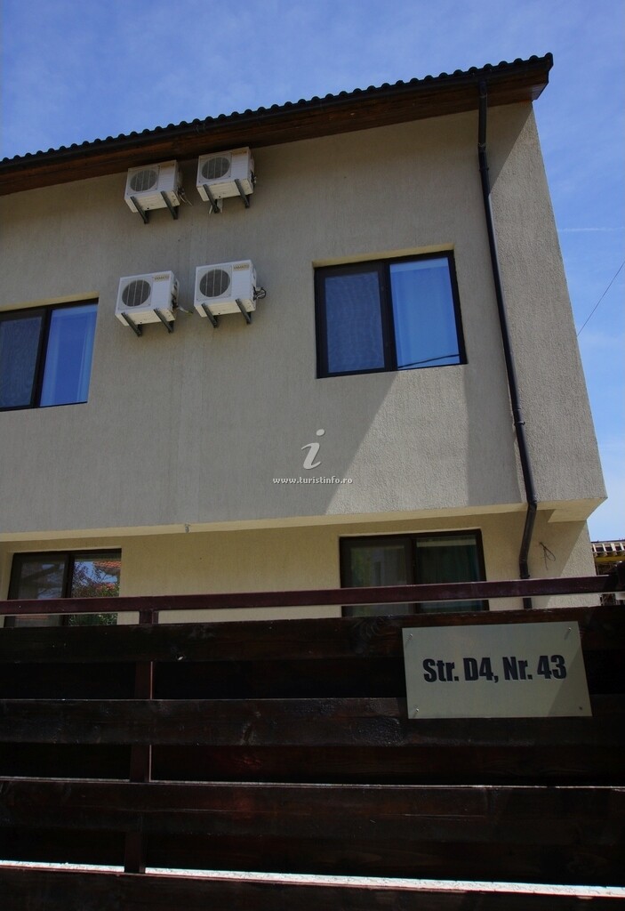 Casa de vacanță la Pitic
