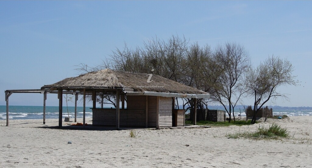 Casa de vacanță la Pitic
