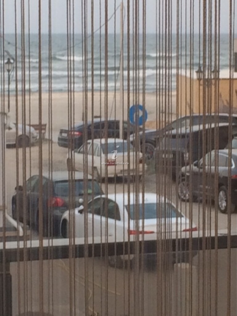 Apartament Andy la 30 metri de plajă