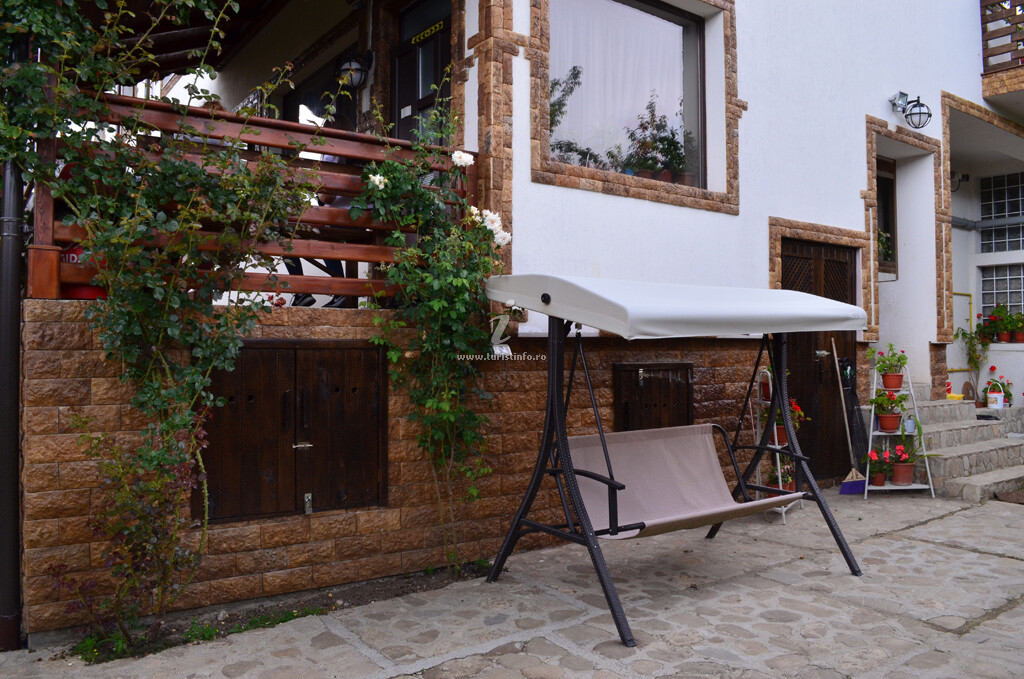 Hostel Măriuca