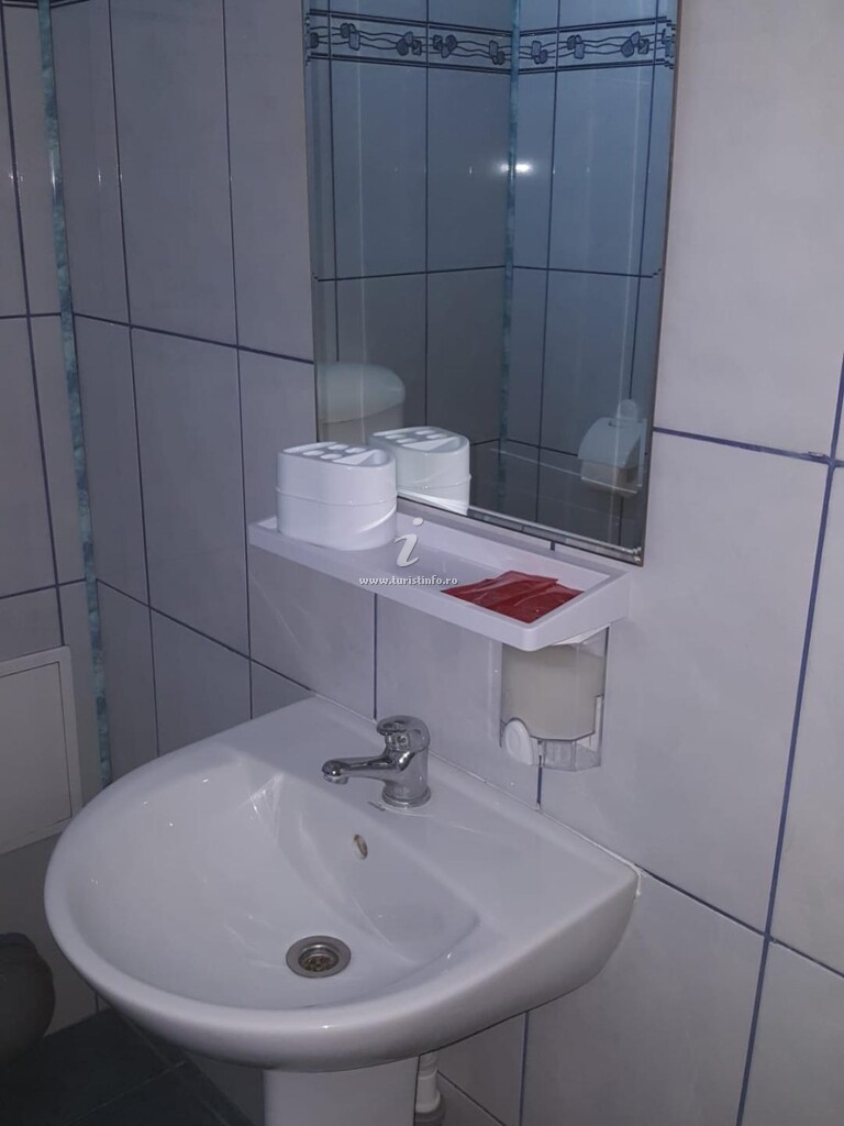 Camere de închiriat Timona