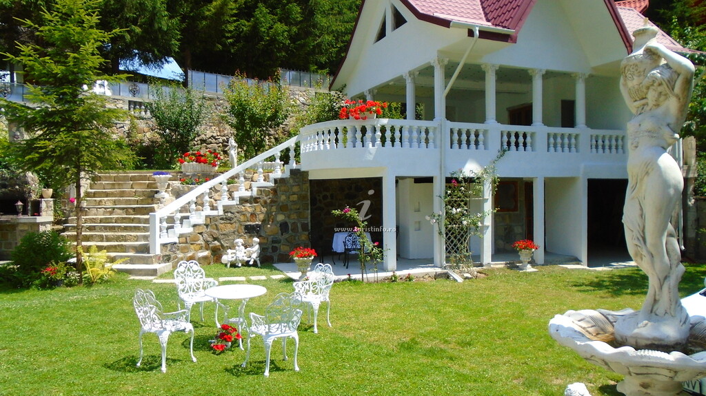 Casa Alba