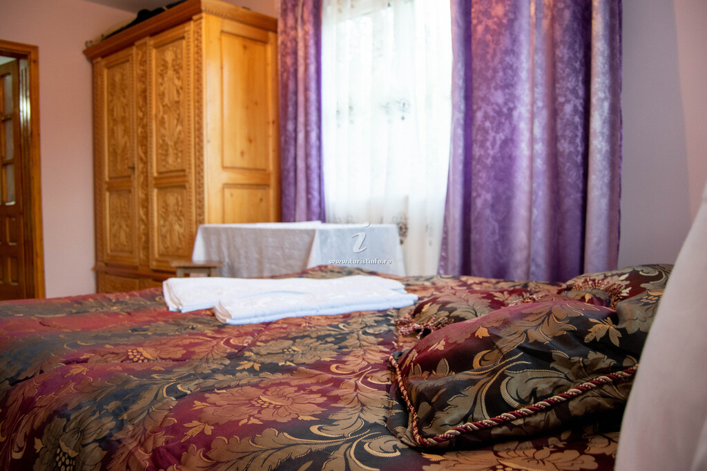 Casa Mioritică