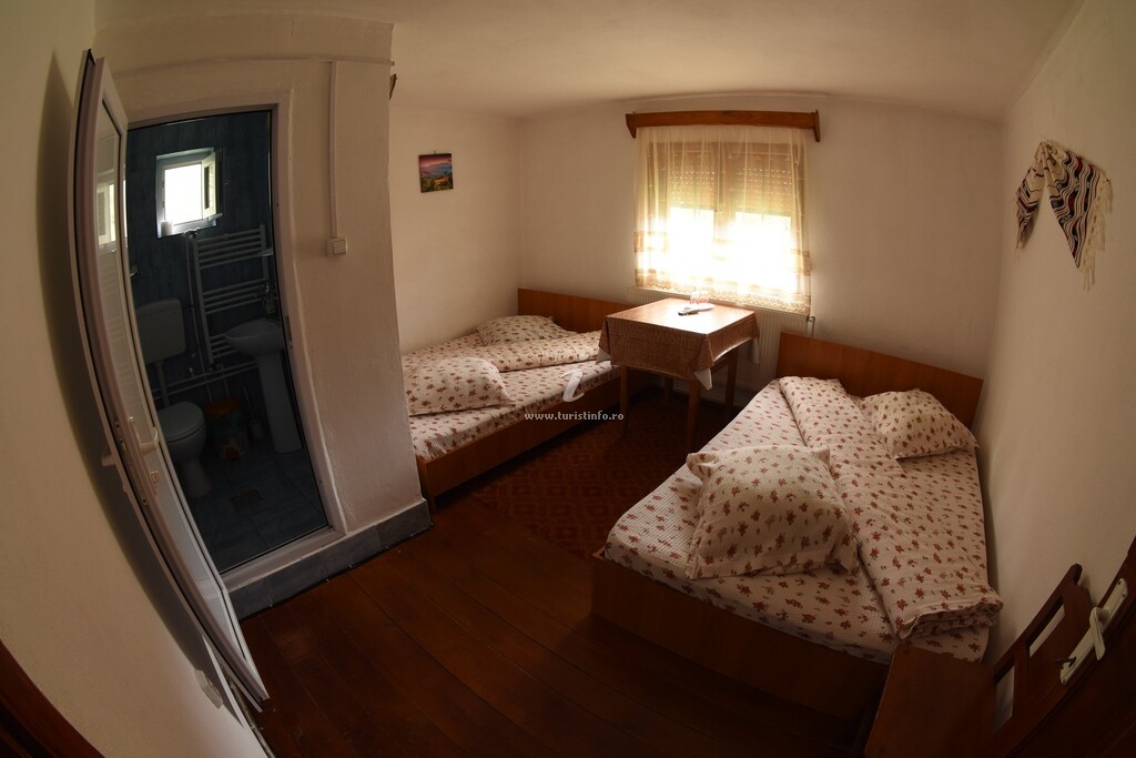 Camere de închiriat Casa Nadia