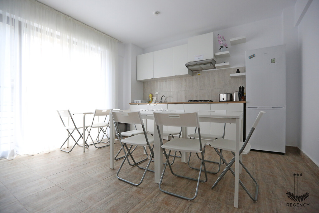 Vila Regency Villa