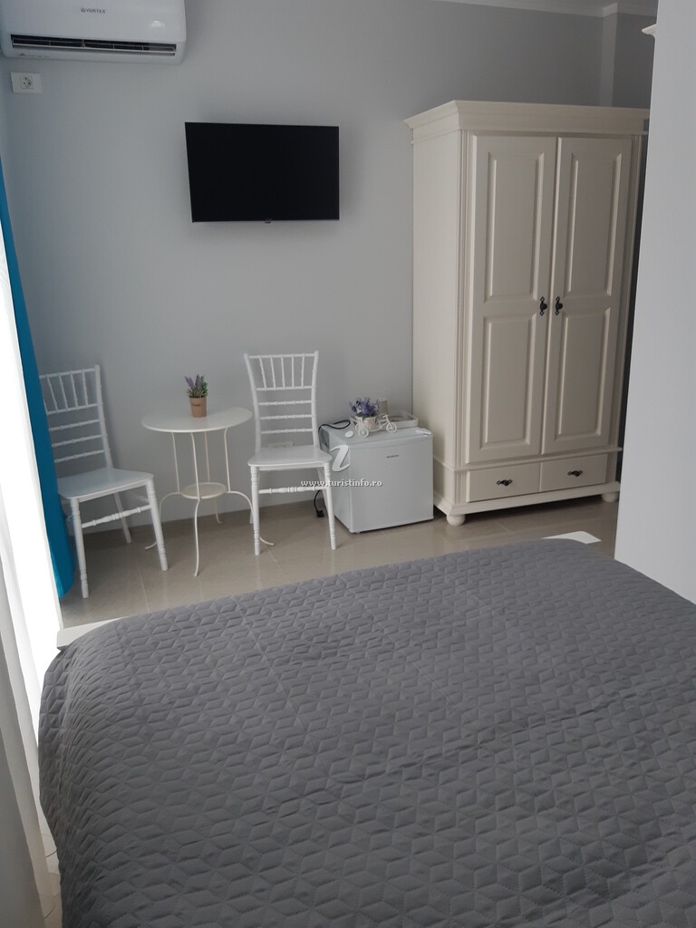 Camere de închiriat Brise