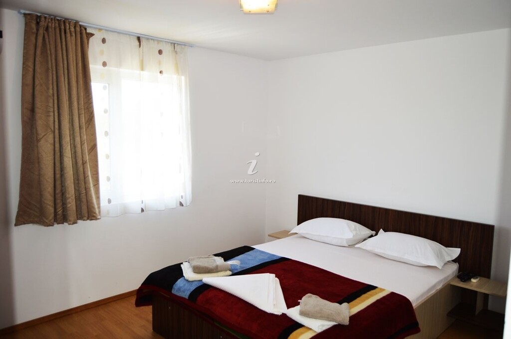 Camere de închiriat Casa Zelezneac