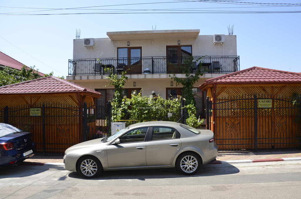 Vila Sarofin