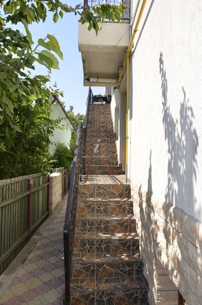 Vila Sarofin
