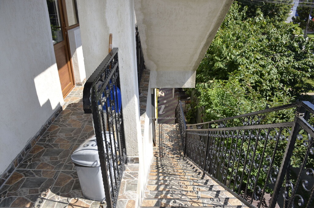 Vila Sarofin