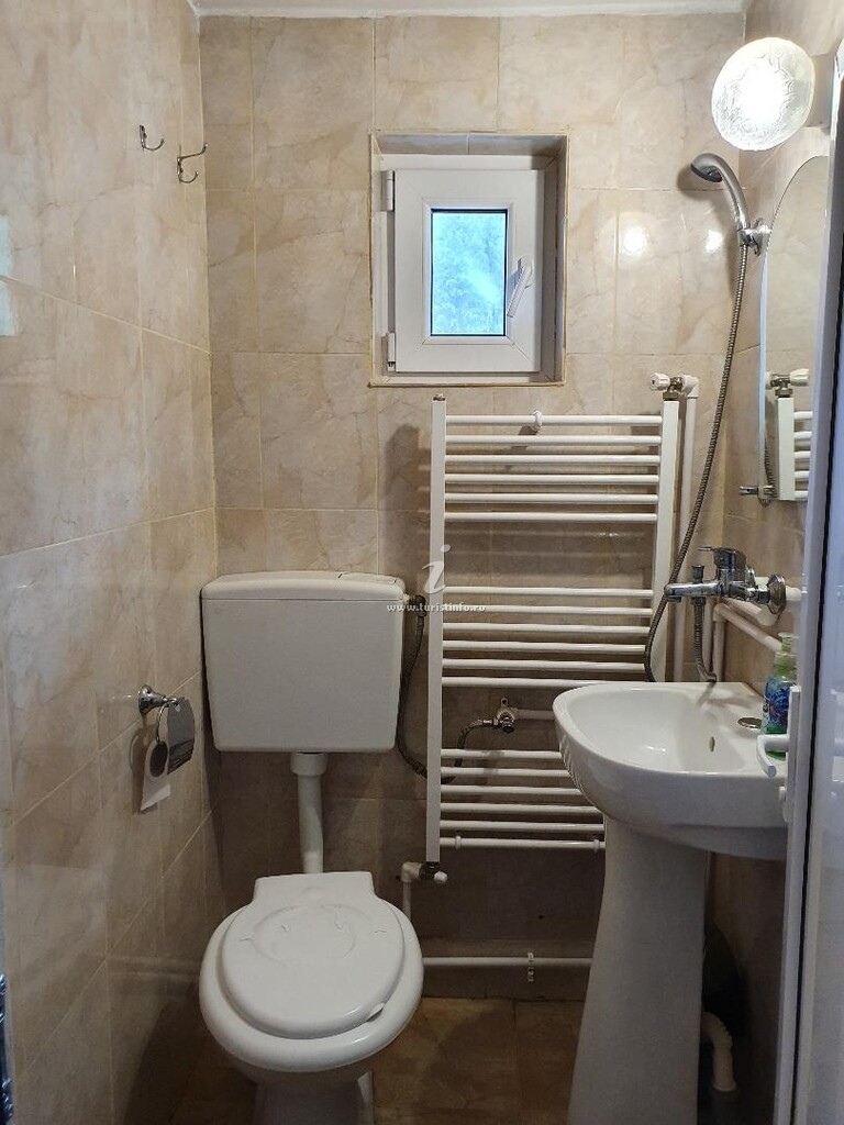 Camere de închiriat Casa Nadia