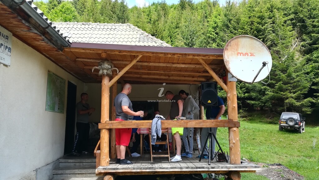 Cabana Pietricica