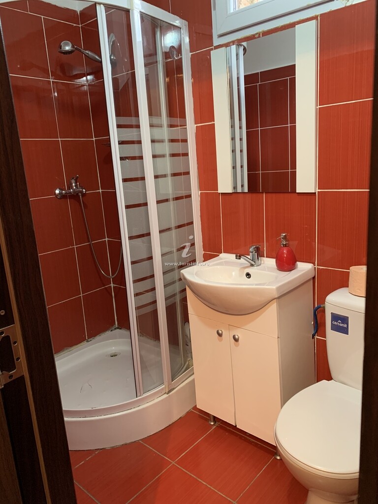 Camere de închiriat Casa Mari