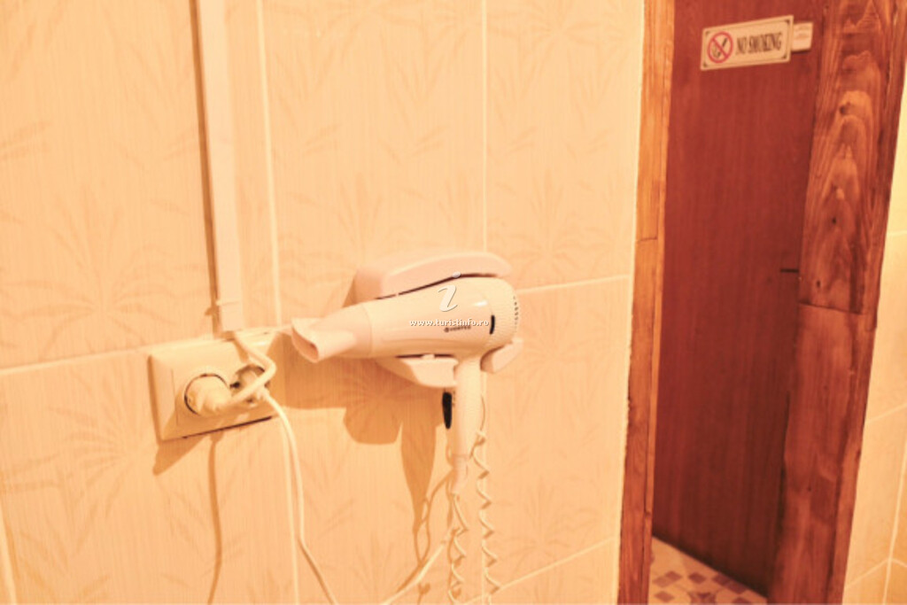 Garsoniera Intim Room