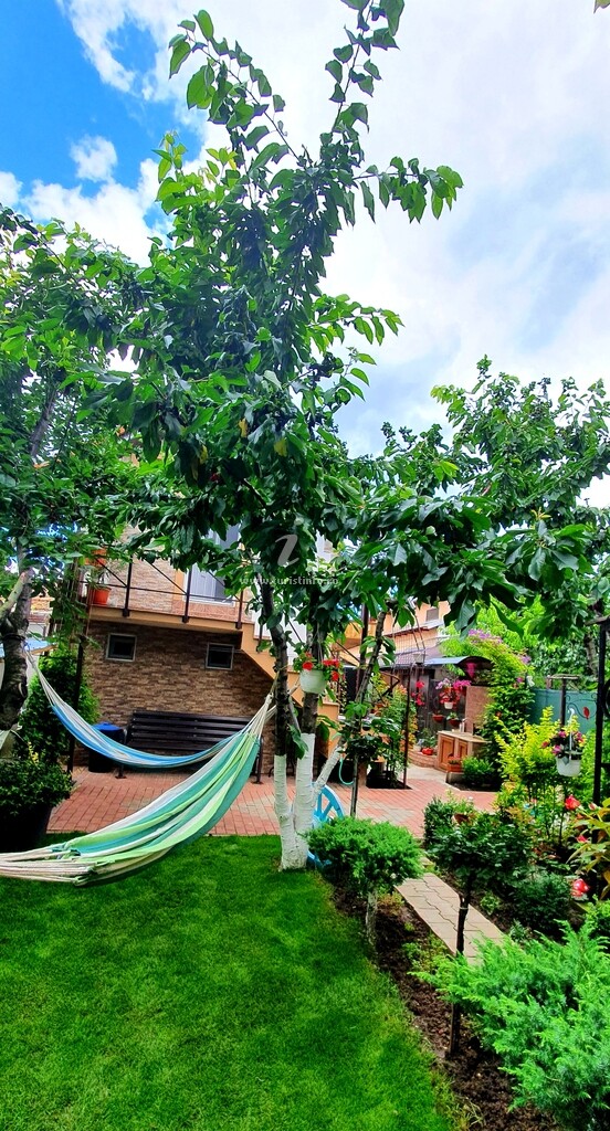 Casa Viselor de Vară