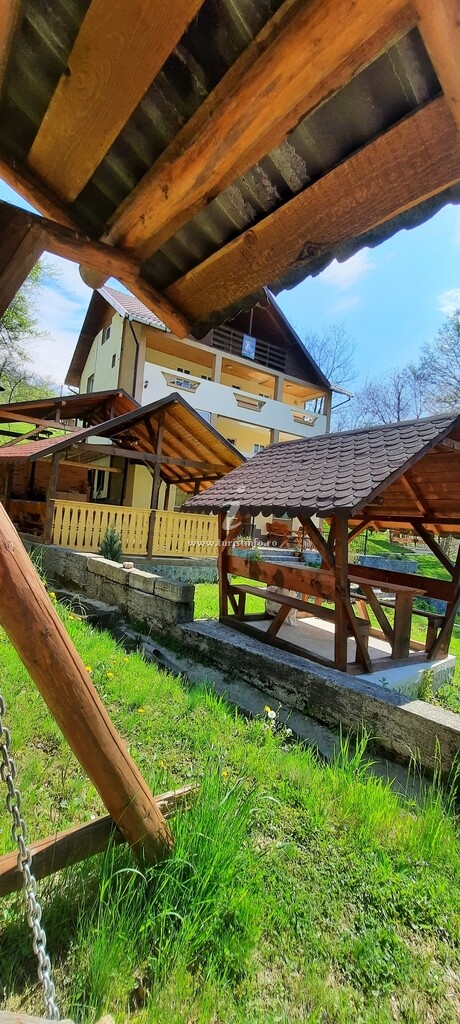 Vila Poteca Ursului
