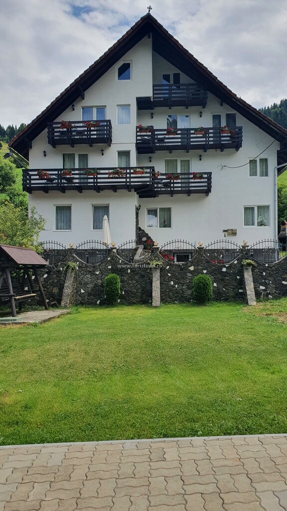 Camere de închiriat Paula