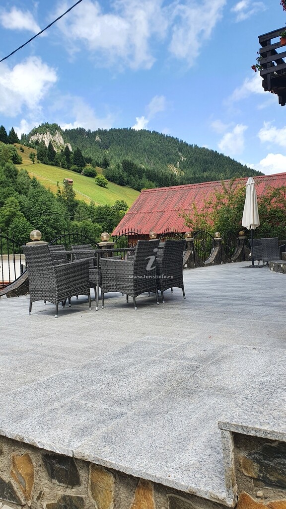 Camere de închiriat Paula
