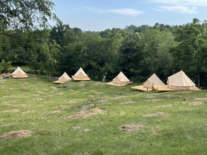 Story Glamping